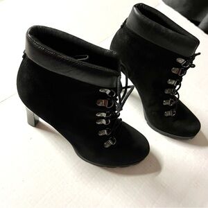 Lauren By Ralph Lauren Women's  Suede High Heel Lace Up Boots Size 8M